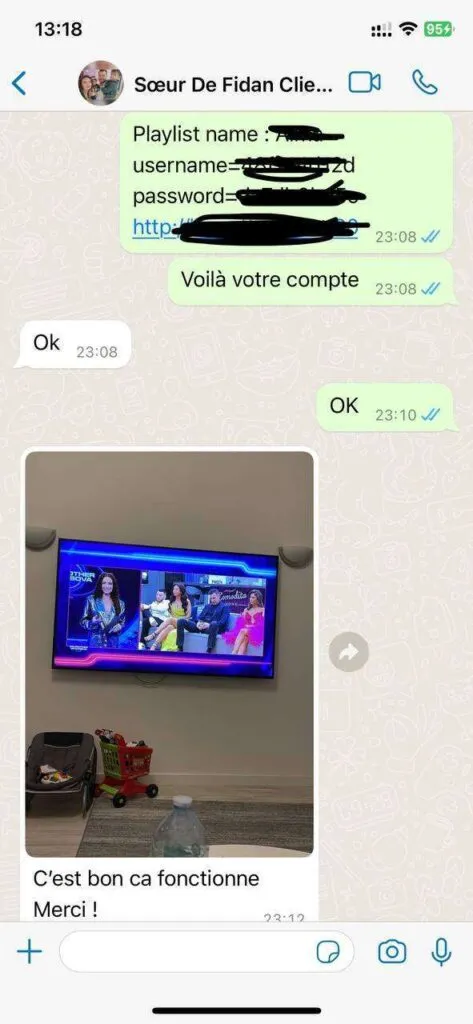 Quick technical support response on WhatsApp chat